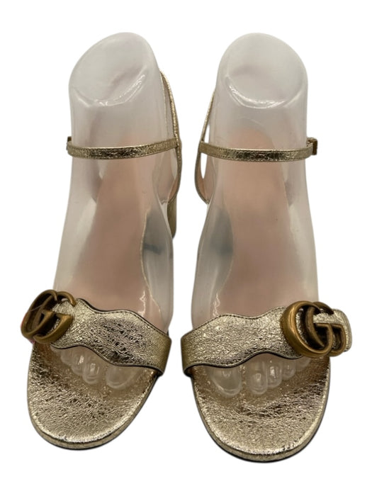 Gucci Shoe Size 39 Metallic Gold Leather Logo Buckle Block Heel Strappy Pumps Metallic Gold / 39