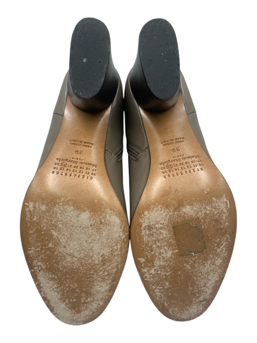 Maison Margiela Shoe Size 39 Taupe Beige Leather Side Zip Stacked Heel Booties Taupe Beige / 39