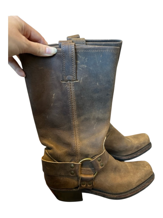 Frye Shoe Size 7.5 Brown Leather Brass Hardware Block Heel Below Knee Boots Brown / 7.5