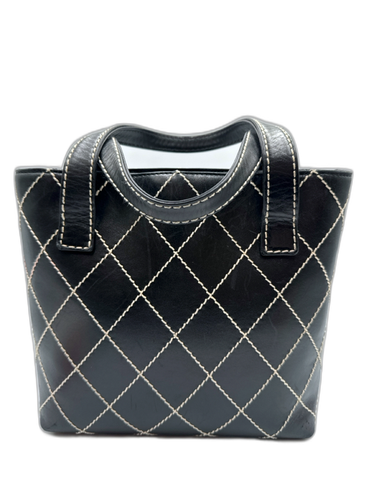 Chanel Black Calfskin Contrast Stitch Diamond Snap Closure Tote Bag Black / S