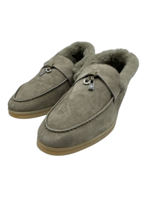 Loro Piana Shoe Size 39 Gray Suede Faux Fur Loafer Metal Accent Shoes Gray / 39