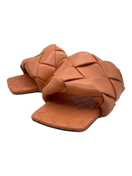 Bottega Veneta Shoe Size 36.5 Coral Pink Leather Woven Square Toe Sandals Coral Pink / 36.5