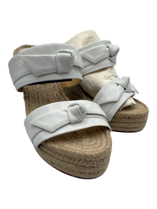 Alexandre Birman Shoe Size 35 White & Beige Leather Upper Knot Detail Sandals White & Beige / 35