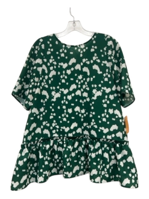 CROSBY by Mollie Burch Size M Green & White Polyester Short Sleeve Spotted Top Green & White / M