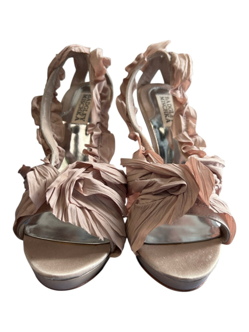 Badgley Mischka Shoe Size 7.5 Beige Pink leather sole Ruffle Open Toe Sandals Beige Pink / 7.5