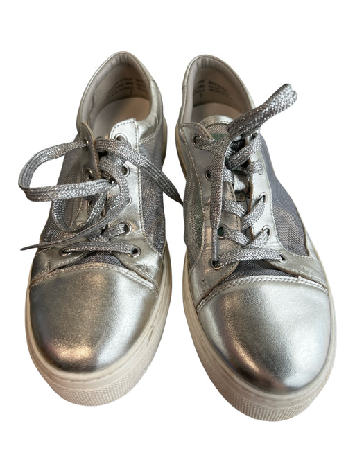 Seychelles Shoe Size 7 Silver Mesh Toe cap Low Top Lace Up Sneaker Shoes Silver / 7
