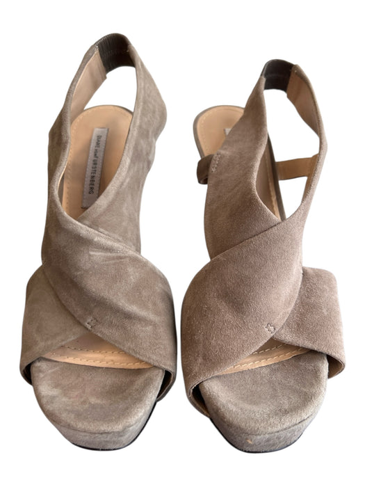 Diane Von Furstenberg Shoe Size 8.5 Sand Suede Platform stretch back Shoes Sand / 8.5