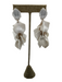 No Brand White Plastic Floral Push Clasp Dangle Earrings White