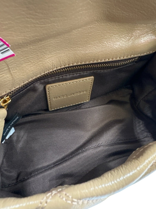 Marc Jacobs Beige Leather Quilted Flap Gold Tone Hardware Shoulder Bag Beige