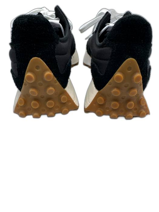 New Balance Shoe Size 10 Black & White Suede & Canvas Pointed Toe Logo Sneakers Black & White / 10