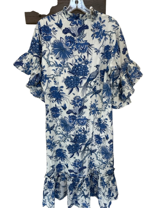 Fitzroy & Willa Size M White & Blue Cotton 3/4 Bell Sleeve Botanical Maxi Dress White & Blue / M