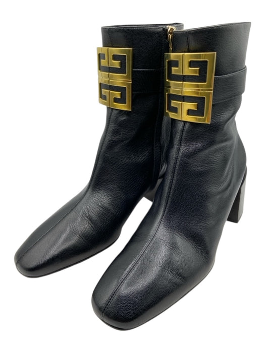 Givenchy Shoe Size 40 Black & Gold Leather Gold Tone Hardware Solid Booties Black & Gold / 40