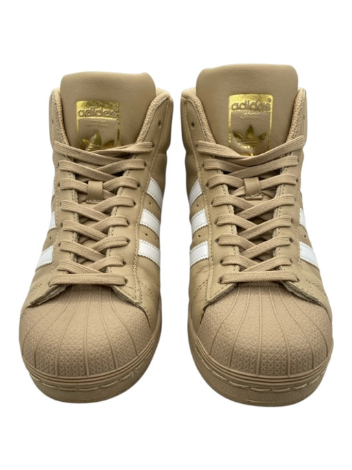 Adidas Shoe Size 8/8.5 Beige & White Leather round toe Shell toe Sneakers Beige & White / 8/8.5