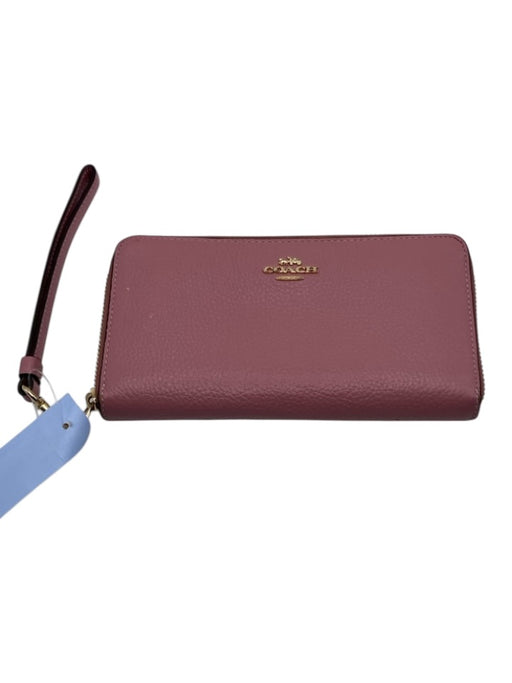 Coach Pink Leather Zip Around Card Slots Removable Strap Long Wallets Pink