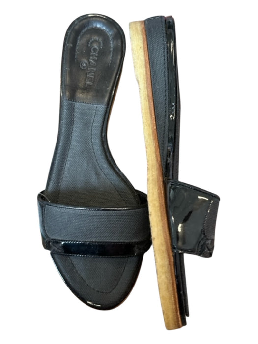 Chanel Shoe Size 38 Black & Tan Leather & Canvas Rubber Sole Wedge Mule Sandals Black & Tan / 38