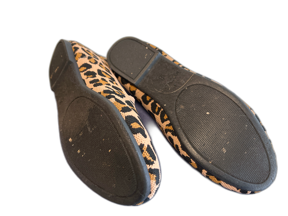 Steve Madden Shoe Size 8 Tan, Black & Gold Knit Flat Animal Print Shoes Tan, Black & Gold / 8