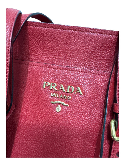 Prada Red Leather Gold Tone Hardware Zip closure Tote Bag Red / Large