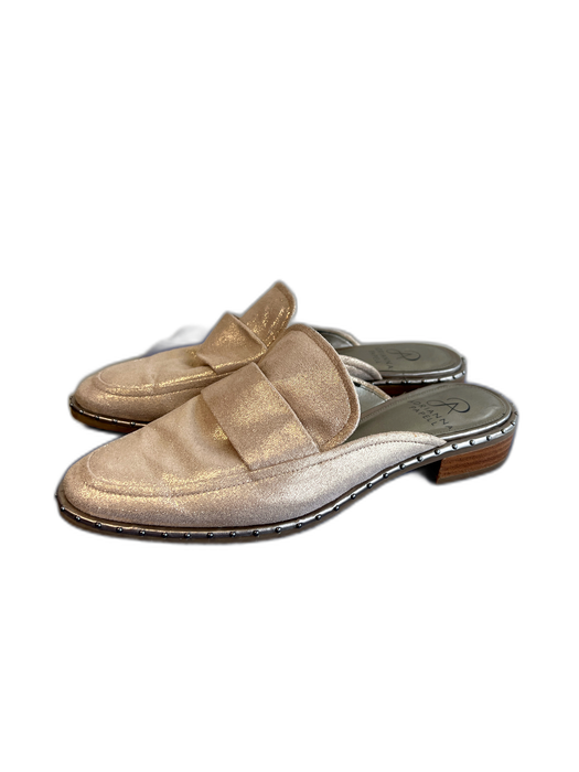 Adrianna Papell Shoe Size 8 Gold & Brown Manmade Material Shimmer Detail Shoes Gold & Brown / 8