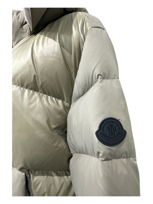 Moncler Size 2/M Light olive Polyester Puffer Zip Front Hood Jacket Light olive / 2/M