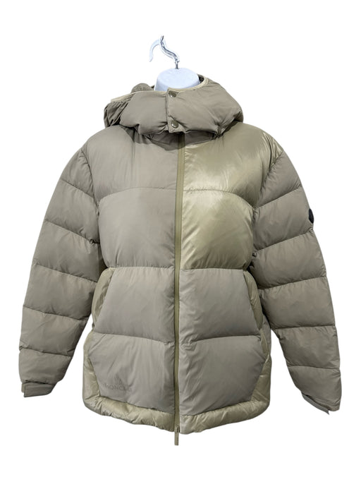 Moncler Size 2/M Light olive Polyester Puffer Zip Front Hood Jacket Light olive / 2/M