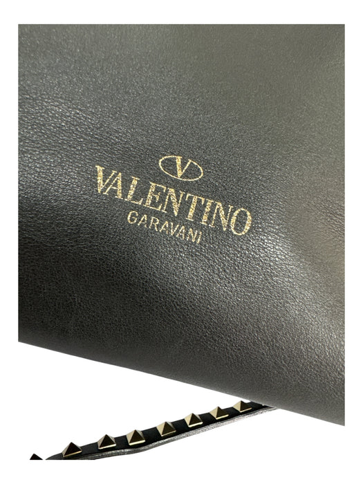 Valentino Garavani Black & Gold Leather Rockstud Turn Lock Tote Bag Black & Gold / M