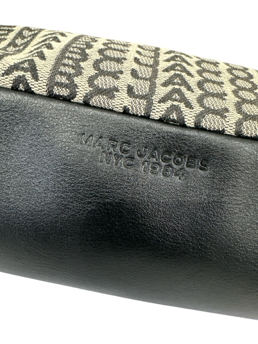 Marc Jacobs Black & Beige Cotton & Polyester Monogram Zip Close Bag Black & Beige