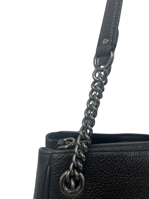 Coach Black Pebbled Leather Shoulder Bag Zip Close silver hardware Bag Black / S/M