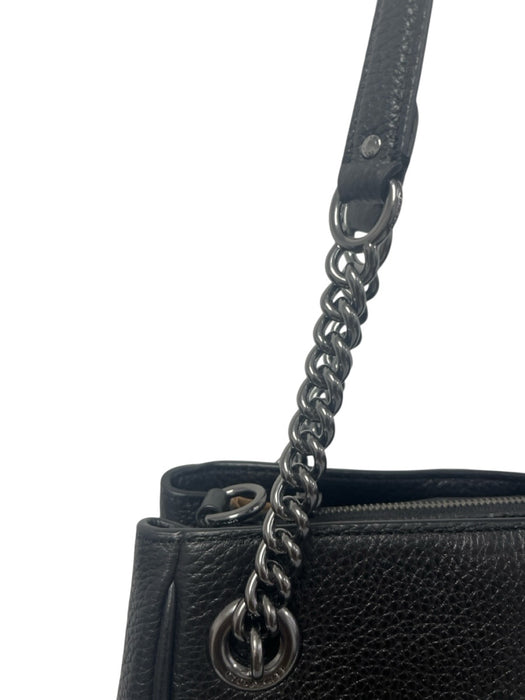 Coach Black Pebbled Leather Shoulder Bag Zip Close silver hardware Bag Black / S/M