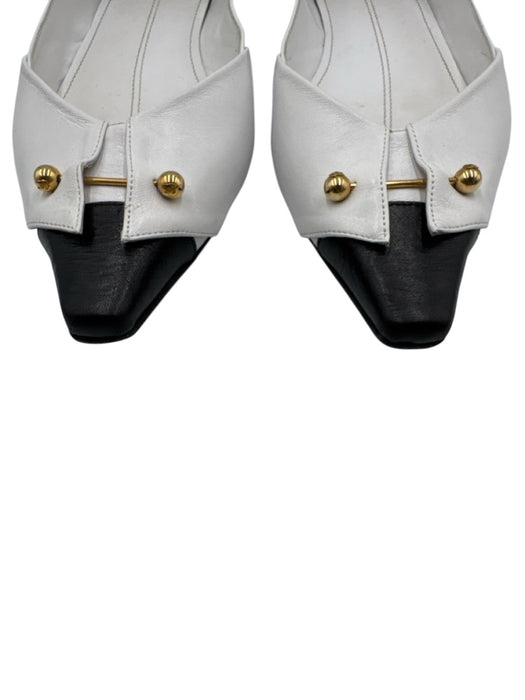 Chanel Shoe Size 39 Black & White Leather Upper Gold Tone Details Flat Pumps Black & White / 39
