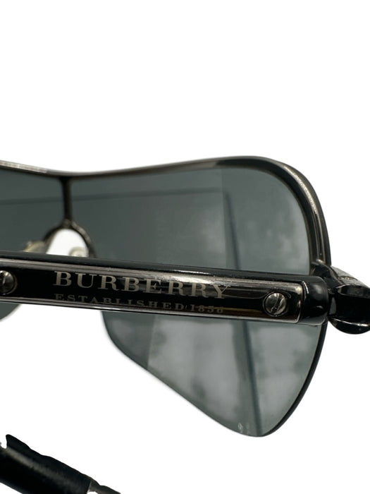 Burberry Black Metal & Acetate Shield Style Logo Detail Tinted Lens Sunglasses Black