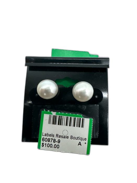 No Brand Iredescent Pearls Post Back Earrings Iredescent