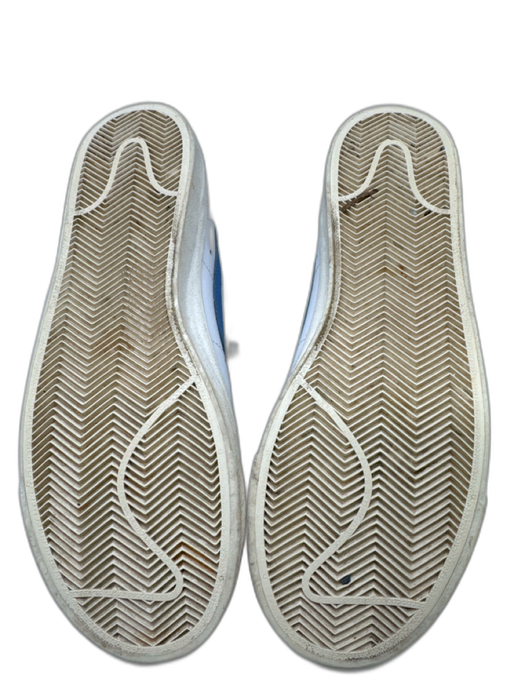 Nike Shoe Size 10 White & Blue Leather Solid Sneaker Men's Shoes White & Blue / 10