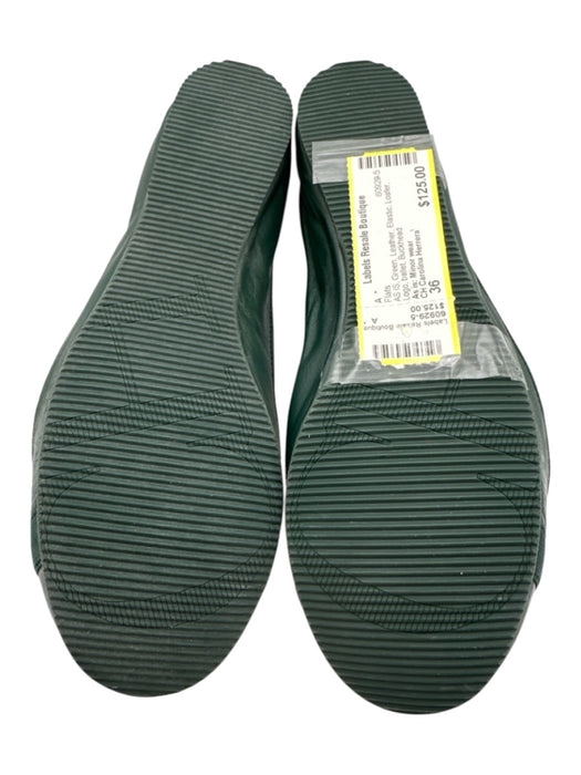 CH Carolina Herrera Shoe Size 36 Green Leather Elastic Loafer Logo ballet Flats Green / 36
