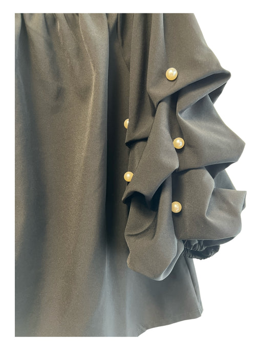 CeCe Size Medium Black Polyester Off Shoulder Half Ruched Sleeve Top Black / Medium