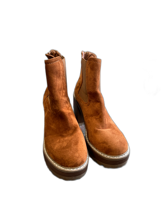 Olivia Miller Shoe Size 8.5 Burnt Brown Suede Back Zip Platform Lug Sole Booties Burnt Brown / 8.5