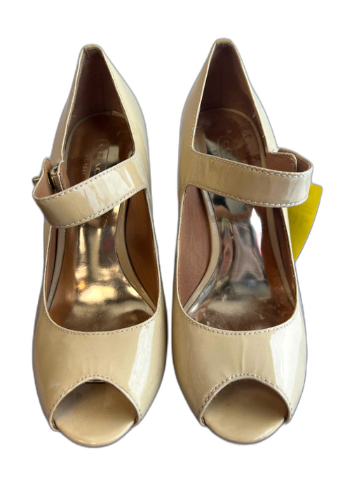 Coach Shoe Size 6 Tan Patent Leather Twist Lock detail Wedge Peep Toe Shoes Tan / 6