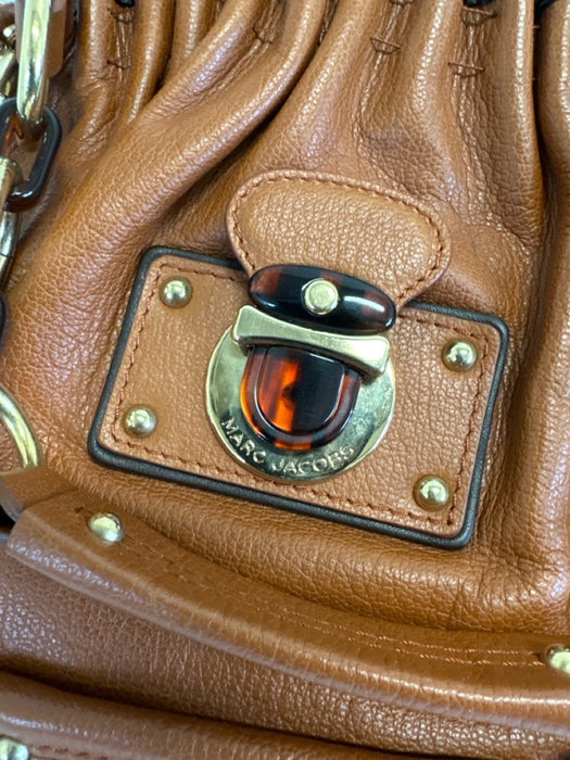 Marc Jacobs Tan & Brown Leather Zip Close Tortoise detail Pleated Accordian Bag Tan & Brown / Medium
