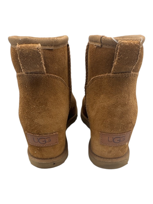 Ugg Shoe Size 6 Brown Leather & Synthetic Fleece Lined Slip On Boots Brown / 6