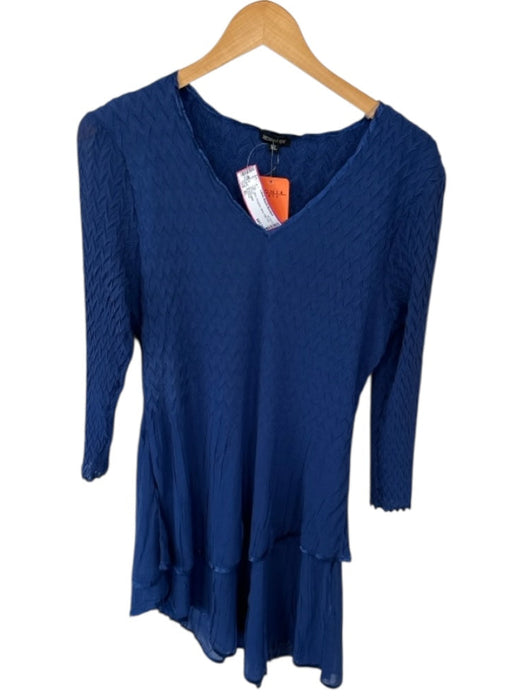 Komarov Size XL Blue Polyester Shiny High Low Top Blue / XL