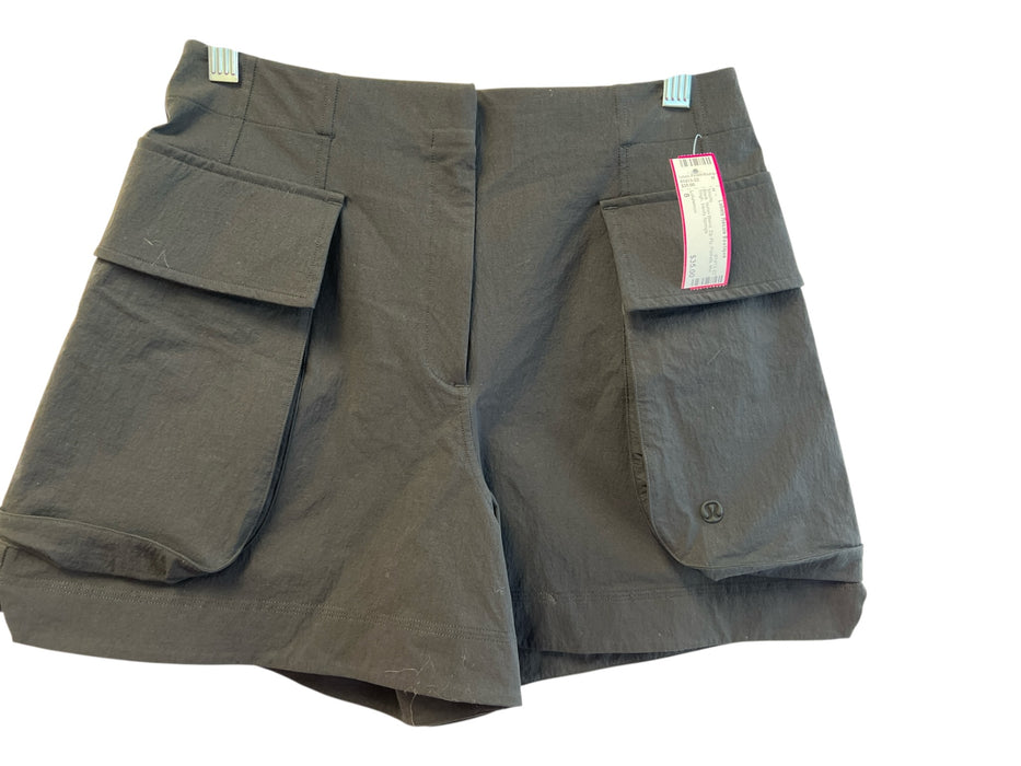 Lululemon Size 8 Black Nylon Blend Zip Fly Pockets Mid Thigh Shorts Black / 8
