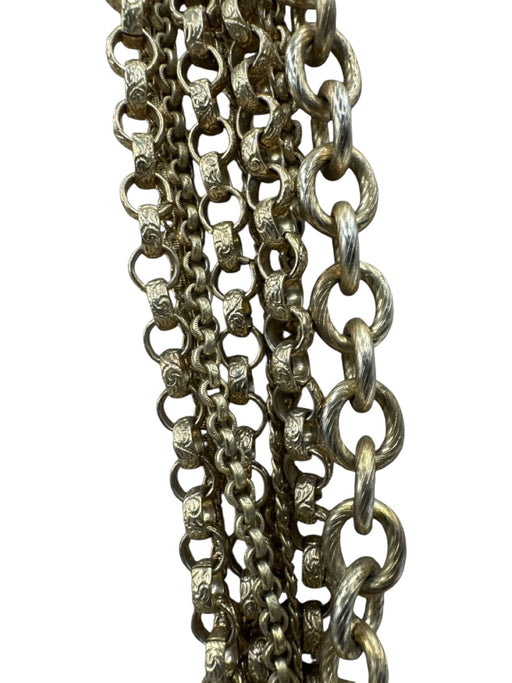 Oscar de la Renta Gold Metal Brushed Multistrand Chain Hinge Clasp Necklace Gold