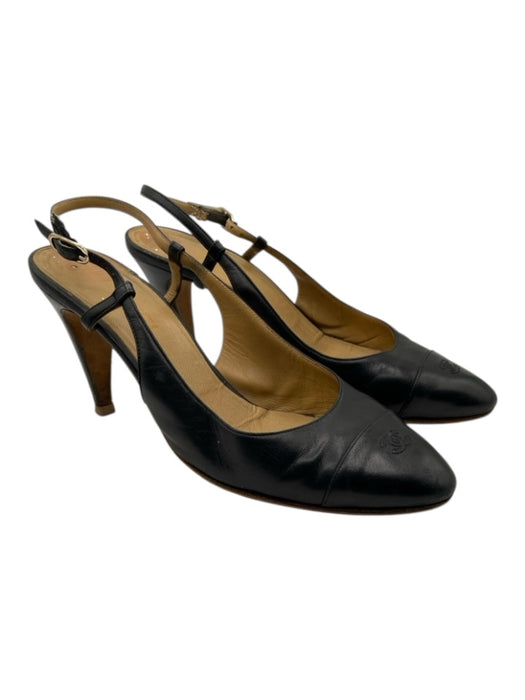 Chanel Shoe Size 40 Black & Beige Leather Almond Toe Cap Toe sling back Pumps Black & Beige / 40