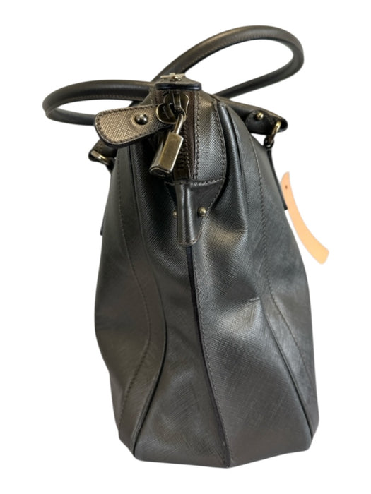 Salvatore Ferragamo Pewter Leather Zip Close Rolled Handle Padlock Shoulder Bag Pewter / M