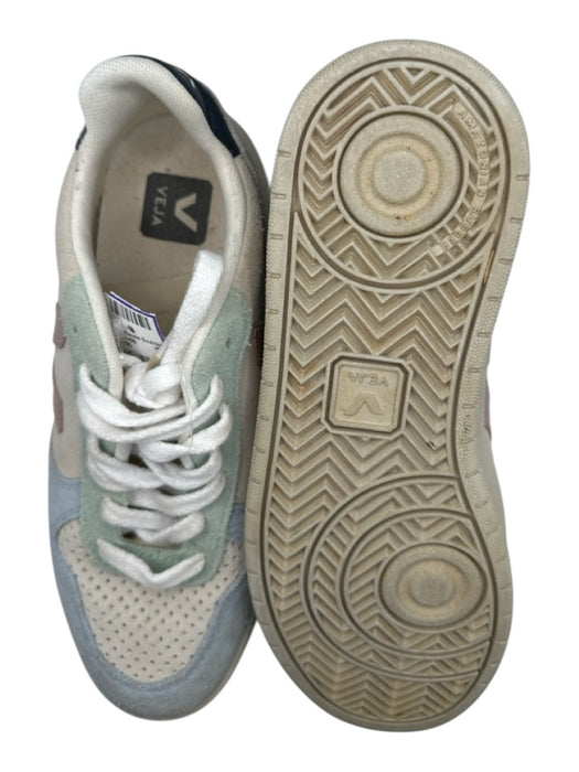 Veja Shoe Size 6 Pastels Suede Perforated Athletic Sneakers Pastels / 6