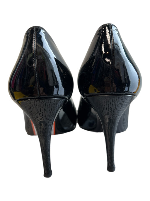 Stuart Weitzman Shoe Size 10 Black Patent Leather Pointed Toe Pump Shoes Black / 10