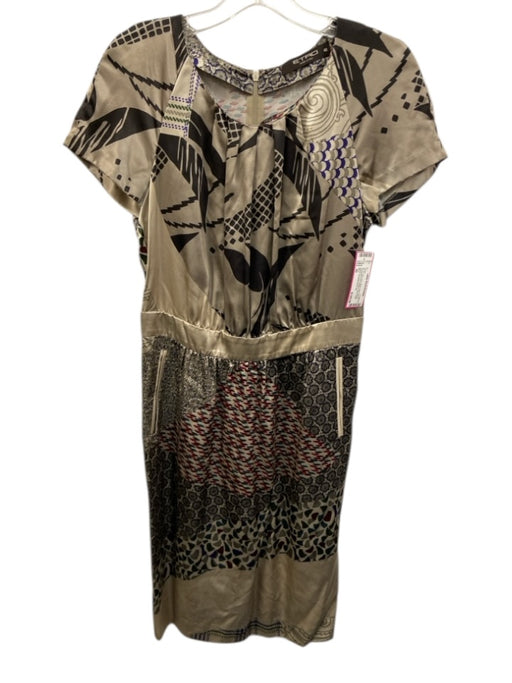 Etro Size 42 Gray, Red, Multi Short Sleeve Geometric Print Pleated Dress Gray, Red, Multi / 42