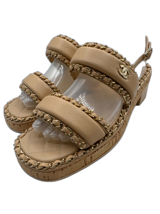 Chanel Shoe Size 38 Tan & Gold Leather Chain Detail Square Toe Sandals Tan & Gold / 38