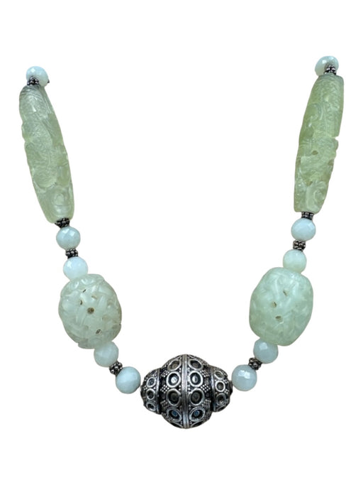 No Brand Light Green & Silver 925 Sterling Silver Carved Ornate Stone Necklace Light Green & Silver