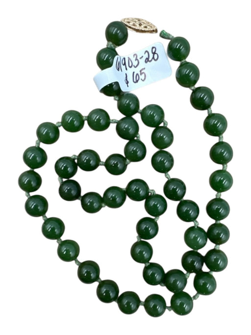 No Brand Green Stone Beads Jade 14k Gold Clasp Necklace Green