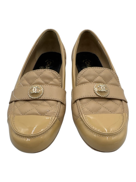 Chanel Shoe Size 38 Tan Beige Lambskin Leather Quilted Patent Toe Logo Loafers Tan Beige / 38